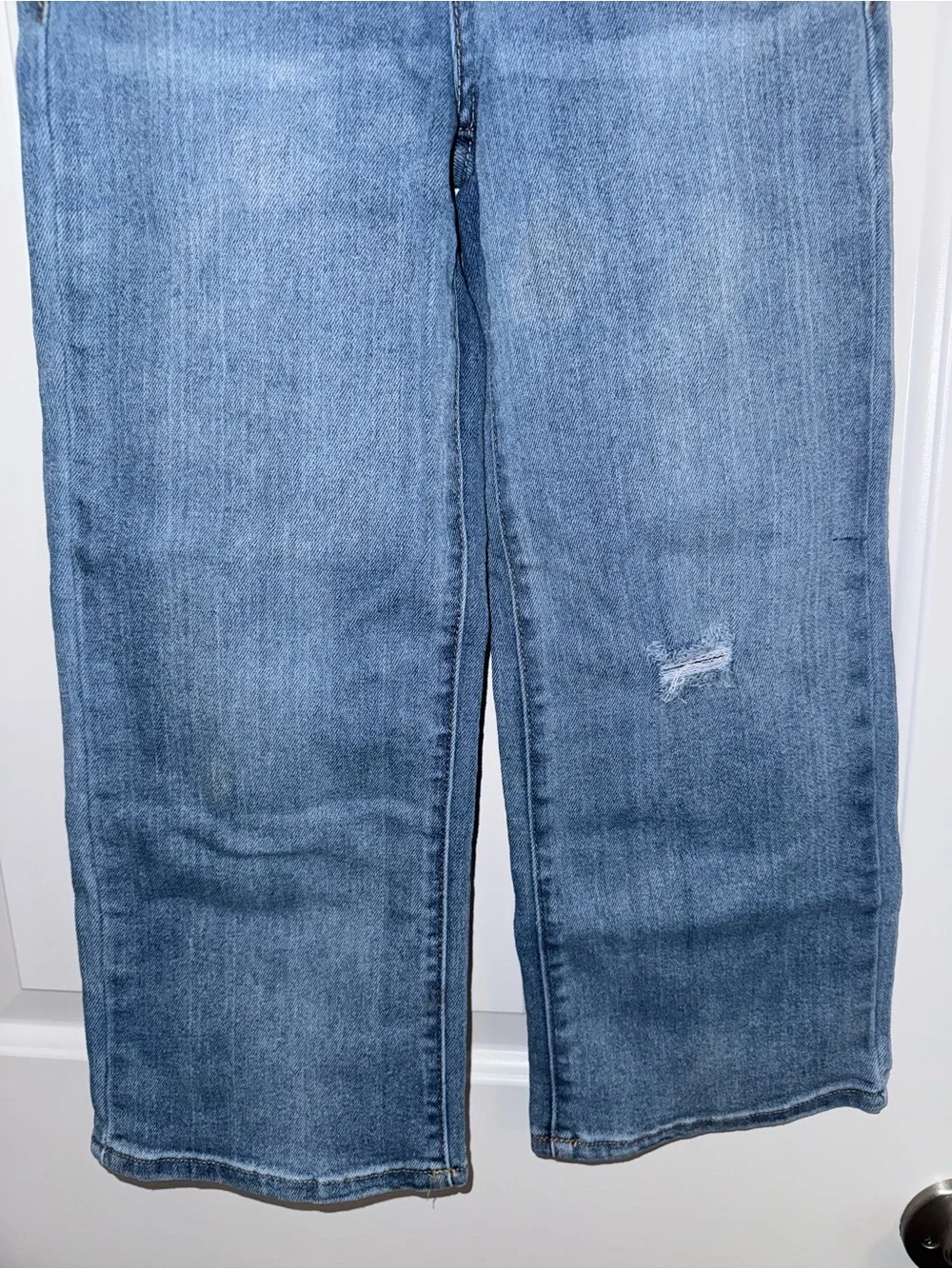 Levi's Girls Light Blue Wide-Leg Distressed Cropped Jeans